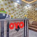 Super Hotel O Amazing Guest House